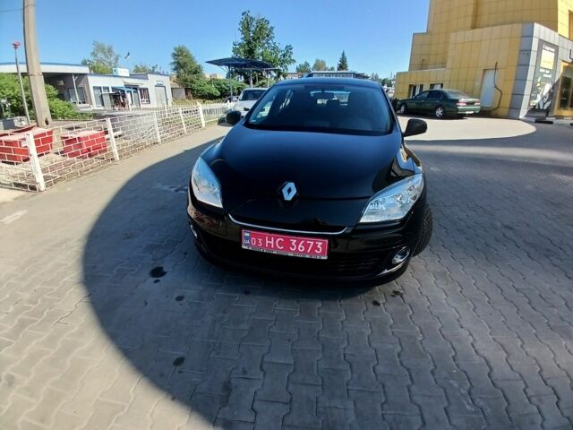 Чорний Рено Меган, об'ємом двигуна 1.6 л та пробігом 203 тис. км за 7700 $, фото 1 на Automoto.ua