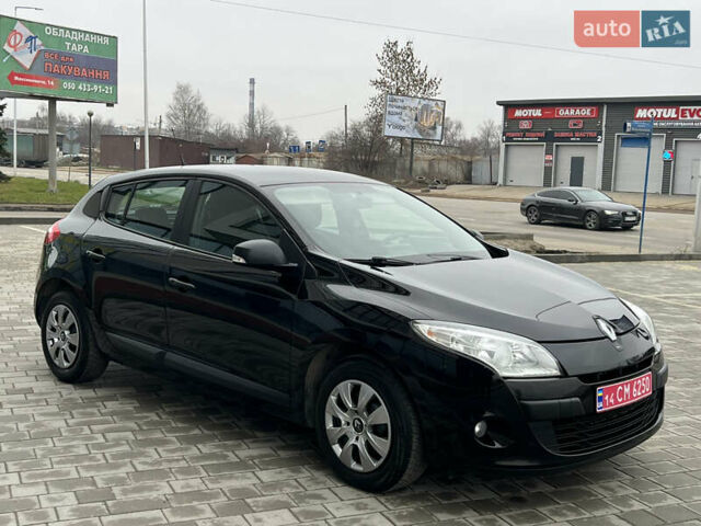 Черный Рено Меган, объемом двигателя 1.6 л и пробегом 206 тыс. км за 7300 $, фото 1 на Automoto.ua