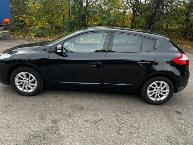 Черный Рено Меган, объемом двигателя 1.6 л и пробегом 178 тыс. км за 8500 $, фото 1 на Automoto.ua