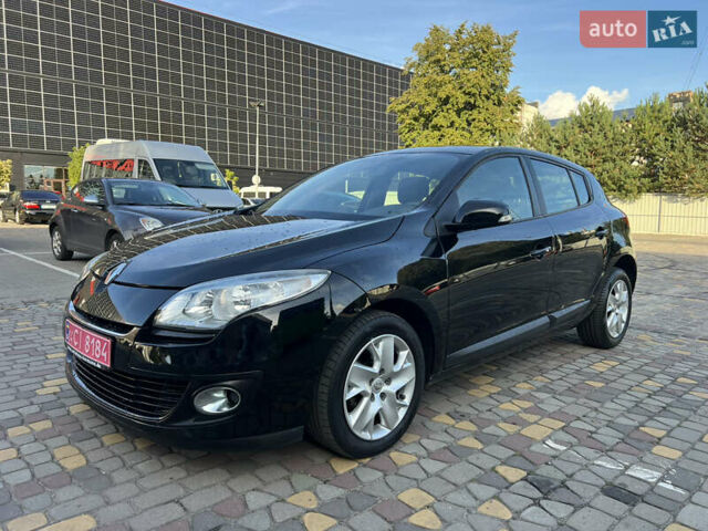 Черный Рено Меган, объемом двигателя 1.6 л и пробегом 210 тыс. км за 7600 $, фото 1 на Automoto.ua
