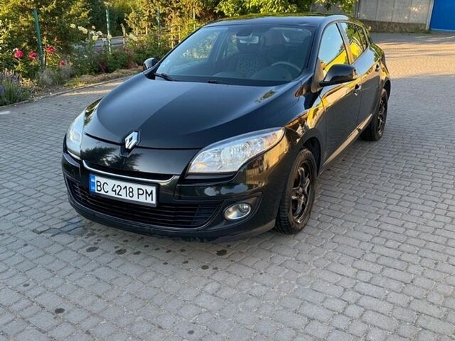 Чорний Рено Меган, об'ємом двигуна 1.46 л та пробігом 236 тис. км за 4900 $, фото 1 на Automoto.ua