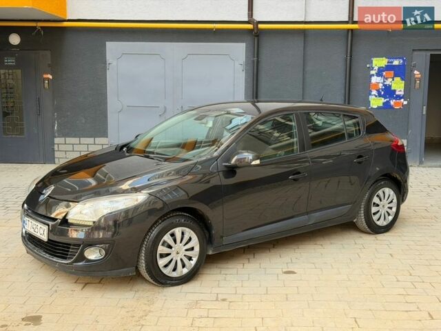 Черный Рено Меган, объемом двигателя 1.5 л и пробегом 219 тыс. км за 5499 $, фото 1 на Automoto.ua