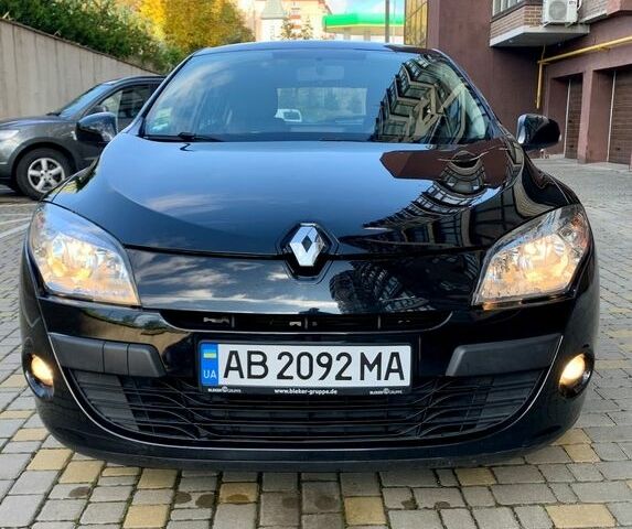 Чорний Рено Меган, об'ємом двигуна 1.6 л та пробігом 188 тис. км за 7800 $, фото 1 на Automoto.ua
