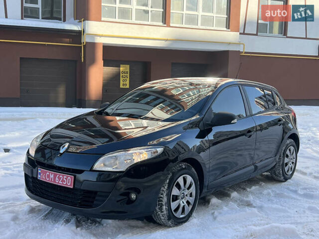 Черный Рено Меган, объемом двигателя 1.6 л и пробегом 206 тыс. км за 7300 $, фото 1 на Automoto.ua