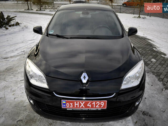 Черный Рено Меган, объемом двигателя 1.6 л и пробегом 179 тыс. км за 8300 $, фото 1 на Automoto.ua