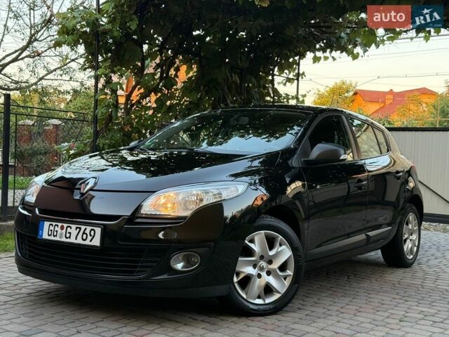 Чорний Рено Меган, об'ємом двигуна 1.6 л та пробігом 206 тис. км за 6500 $, фото 1 на Automoto.ua