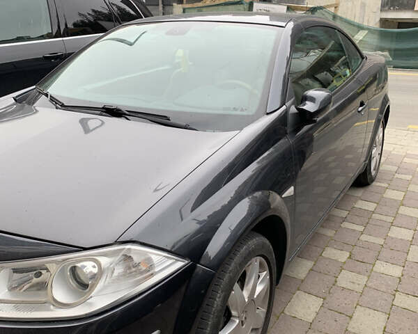 Черный Рено Меган, объемом двигателя 1.6 л и пробегом 215 тыс. км за 5900 $, фото 1 на Automoto.ua