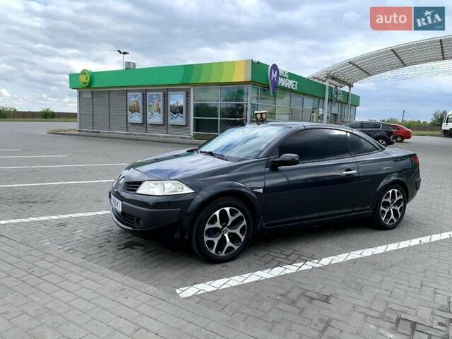 Черный Рено Меган, объемом двигателя 2 л и пробегом 154 тыс. км за 4699 $, фото 1 на Automoto.ua