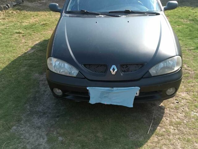 Чорний Рено Меган, об'ємом двигуна 0 л та пробігом 200 тис. км за 1016 $, фото 1 на Automoto.ua