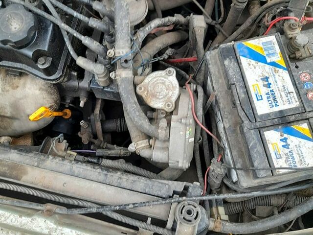 Чорний Рено Меган, об'ємом двигуна 1.4 л та пробігом 284 тис. км за 3500 $, фото 1 на Automoto.ua