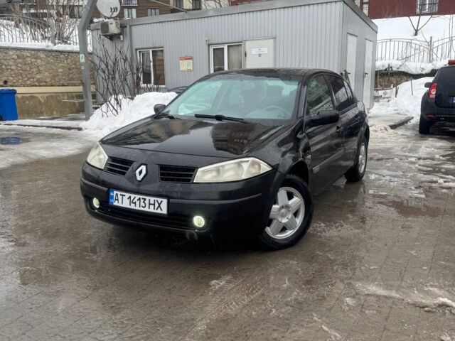 Черный Рено Меган, объемом двигателя 1.4 л и пробегом 300 тыс. км за 2999 $, фото 1 на Automoto.ua