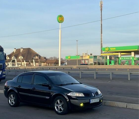 Черный Рено Меган, объемом двигателя 1.4 л и пробегом 255 тыс. км за 4100 $, фото 1 на Automoto.ua