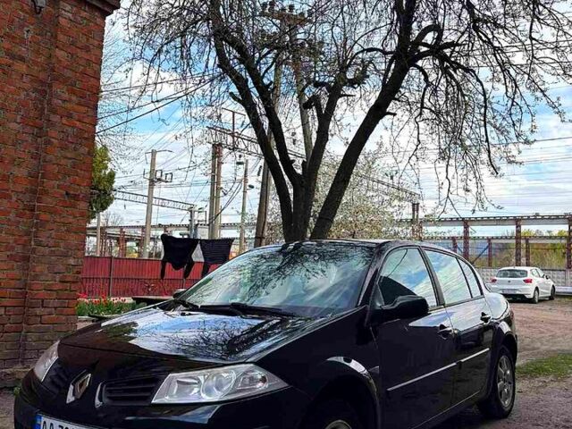 Чорний Рено Меган, об'ємом двигуна 1.4 л та пробігом 181 тис. км за 4700 $, фото 1 на Automoto.ua