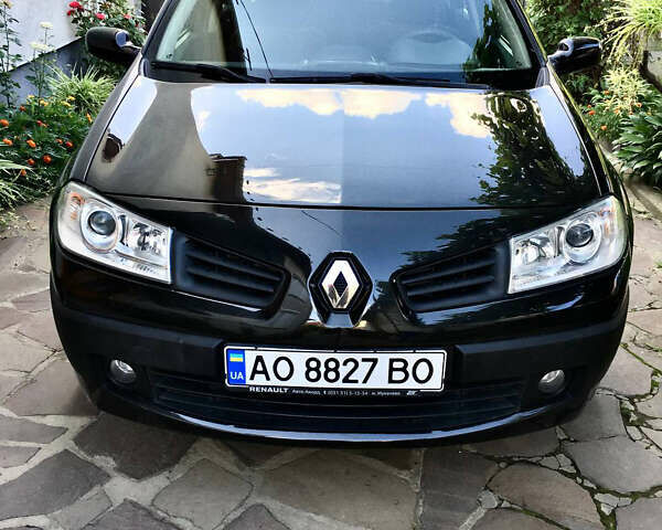Черный Рено Меган, объемом двигателя 1.4 л и пробегом 229 тыс. км за 5300 $, фото 1 на Automoto.ua