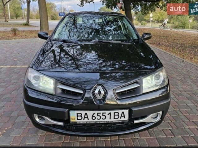 Черный Рено Меган, объемом двигателя 1.6 л и пробегом 160 тыс. км за 4999 $, фото 1 на Automoto.ua