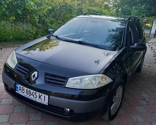 Рено Меган 2004 у Шаргороде на Automoto.ua Чорний Рено Меган, об'ємом двигуна 1.6 л та пробігом 211 тис. км за 4400 $, фото 1 на Automoto.ua