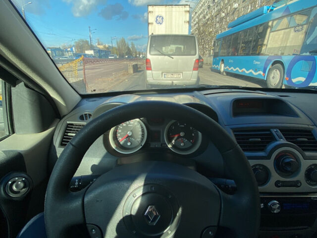 Чорний Рено Меган, об'ємом двигуна 1.6 л та пробігом 251 тис. км за 4500 $, фото 1 на Automoto.ua