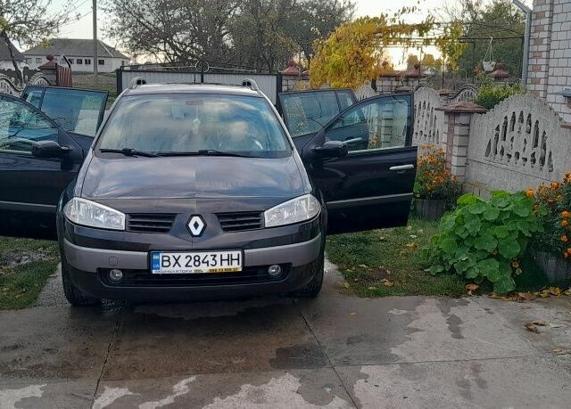 Чорний Рено Меган, об'ємом двигуна 1.6 л та пробігом 227 тис. км за 4700 $, фото 1 на Automoto.ua