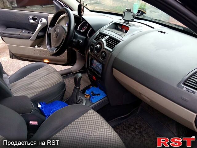 Черный Рено Меган, объемом двигателя 1.6 л и пробегом 229 тыс. км за 4500 $, фото 1 на Automoto.ua