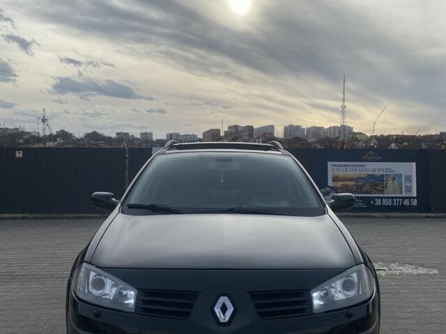 Черный Рено Меган, объемом двигателя 2 л и пробегом 290 тыс. км за 4500 $, фото 1 на Automoto.ua