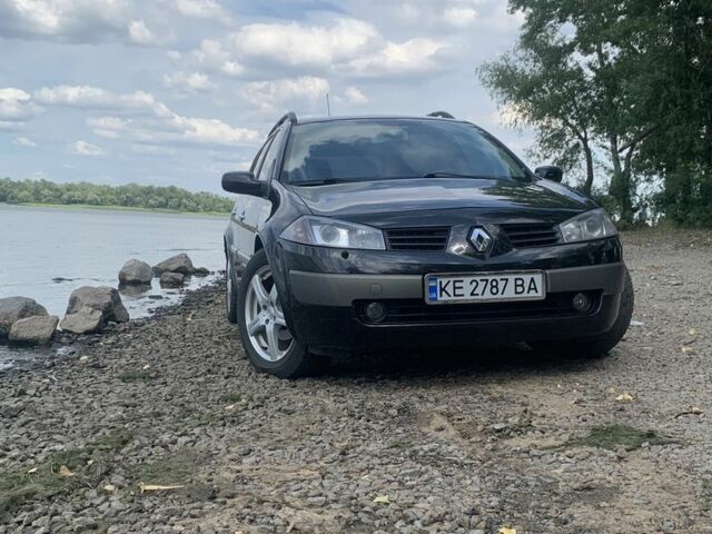 Черный Рено Меган, объемом двигателя 2 л и пробегом 270 тыс. км за 4600 $, фото 1 на Automoto.ua