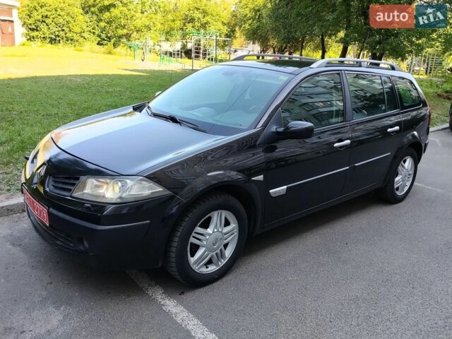 Чорний Рено Меган, об'ємом двигуна 1.6 л та пробігом 204 тис. км за 5200 $, фото 1 на Automoto.ua