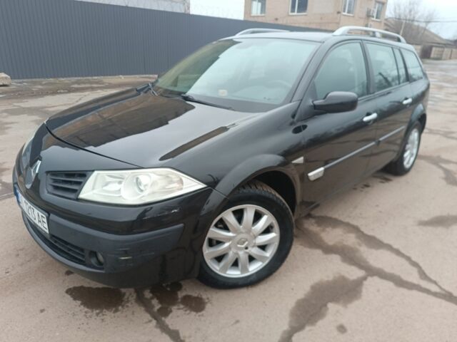 Черный Рено Меган, объемом двигателя 2 л и пробегом 176 тыс. км за 4950 $, фото 1 на Automoto.ua