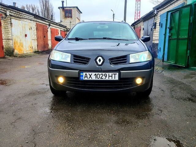 Черный Рено Меган, объемом двигателя 2 л и пробегом 261 тыс. км за 5500 $, фото 1 на Automoto.ua