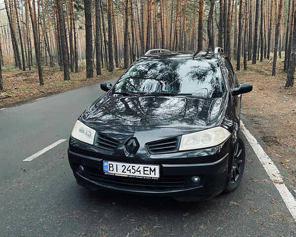 Черный Рено Меган, объемом двигателя 1.6 л и пробегом 326 тыс. км за 4900 $, фото 1 на Automoto.ua