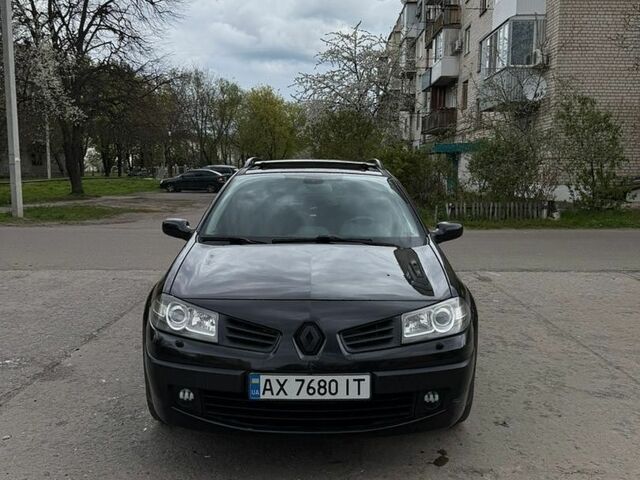 Чорний Рено Меган, об'ємом двигуна 2 л та пробігом 260 тис. км за 6150 $, фото 1 на Automoto.ua
