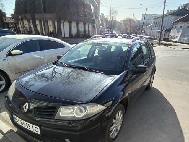 Черный Рено Меган, объемом двигателя 1.6 л и пробегом 300 тыс. км за 5073 $, фото 1 на Automoto.ua