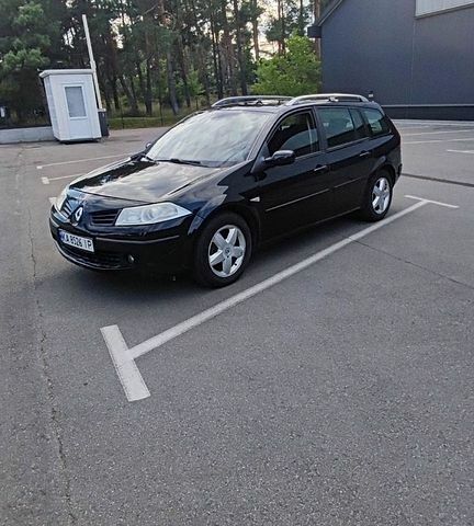 Чорний Рено Меган, об'ємом двигуна 2 л та пробігом 229 тис. км за 5200 $, фото 1 на Automoto.ua