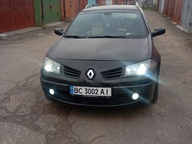 Черный Рено Меган, объемом двигателя 1.5 л и пробегом 307 тыс. км за 4700 $, фото 1 на Automoto.ua