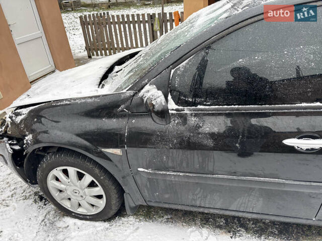 Черный Рено Меган, объемом двигателя 1.5 л и пробегом 300 тыс. км за 1599 $, фото 1 на Automoto.ua