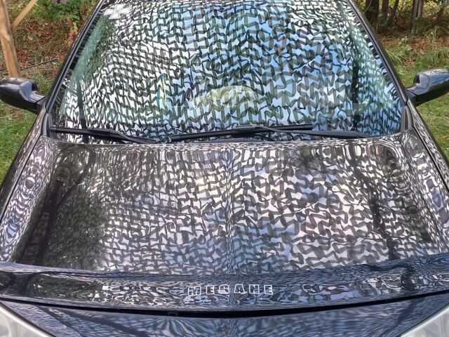 Чорний Рено Меган, об'ємом двигуна 1.6 л та пробігом 275 тис. км за 4800 $, фото 1 на Automoto.ua