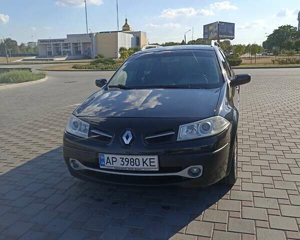 Черный Рено Меган, объемом двигателя 1.6 л и пробегом 243 тыс. км за 6200 $, фото 1 на Automoto.ua