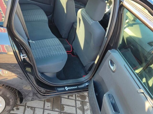 Черный Рено Меган, объемом двигателя 1.87 л и пробегом 255 тыс. км за 5200 $, фото 1 на Automoto.ua
