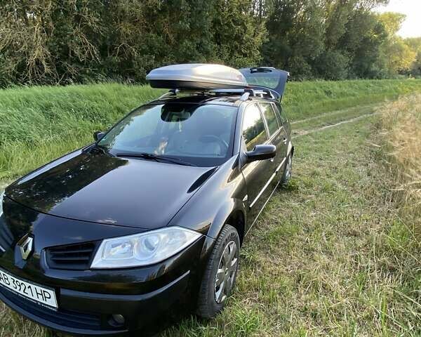 Чорний Рено Меган, об'ємом двигуна 1.6 л та пробігом 254 тис. км за 5100 $, фото 1 на Automoto.ua