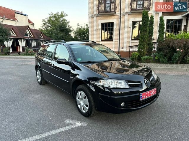 Чорний Рено Меган, об'ємом двигуна 1.6 л та пробігом 104 тис. км за 6890 $, фото 1 на Automoto.ua