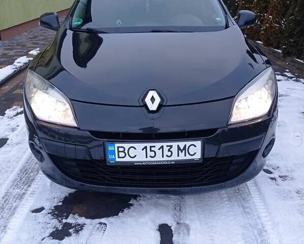 Чорний Рено Меган, об'ємом двигуна 1.4 л та пробігом 205 тис. км за 6800 $, фото 1 на Automoto.ua