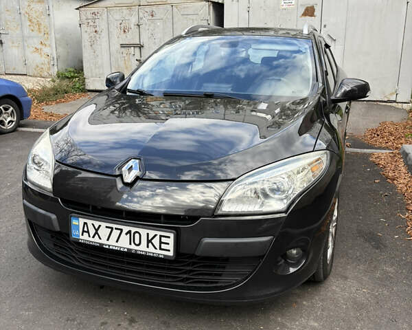 Черный Рено Меган, объемом двигателя 1.6 л и пробегом 240 тыс. км за 6500 $, фото 1 на Automoto.ua