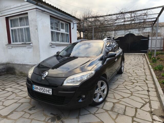 Черный Рено Меган, объемом двигателя 1.5 л и пробегом 289 тыс. км за 6750 $, фото 1 на Automoto.ua