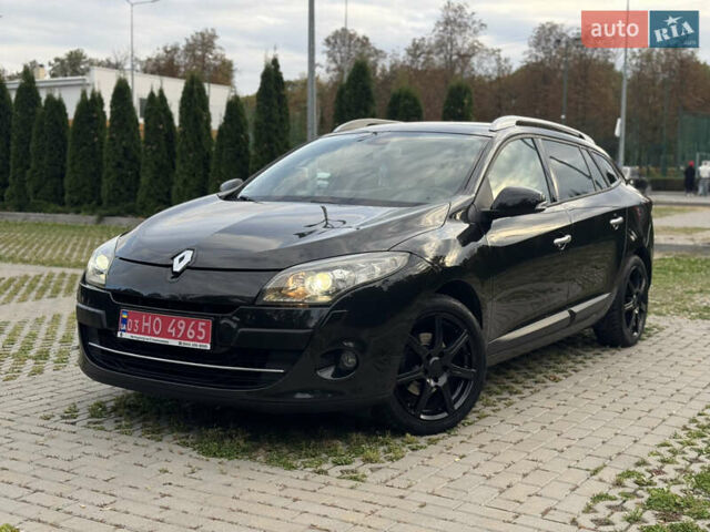 Чорний Рено Меган, об'ємом двигуна 1.6 л та пробігом 225 тис. км за 7600 $, фото 1 на Automoto.ua