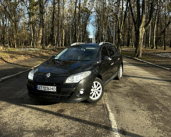 Черный Рено Меган, объемом двигателя 1.46 л и пробегом 330 тыс. км за 7200 $, фото 1 на Automoto.ua