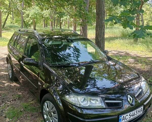 Черный Рено Меган, объемом двигателя 1.6 л и пробегом 265 тыс. км за 6299 $, фото 1 на Automoto.ua