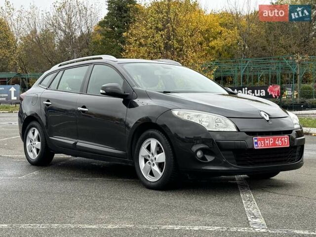 Рено Меган 2009 в Киеве на Automoto.ua Черный Рено Меган, объемом двигателя 1.6 л и пробегом 181 тыс. км за 7950 $, фото 1 на Automoto.ua