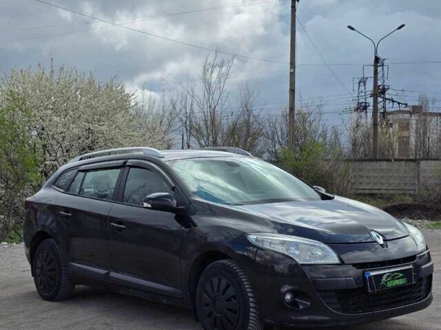 Чорний Рено Меган, об'ємом двигуна 1.4 л та пробігом 260 тис. км за 6450 $, фото 1 на Automoto.ua