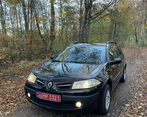 Черный Рено Меган, объемом двигателя 1.6 л и пробегом 219 тыс. км за 4599 $, фото 1 на Automoto.ua