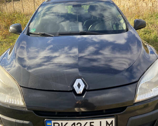 Рено Меган 2009 в Ровно на Automoto.ua Черный Рено Меган, объемом двигателя 1.9 л и пробегом 230 тыс. км за 6500 $, фото 1 на Automoto.ua
