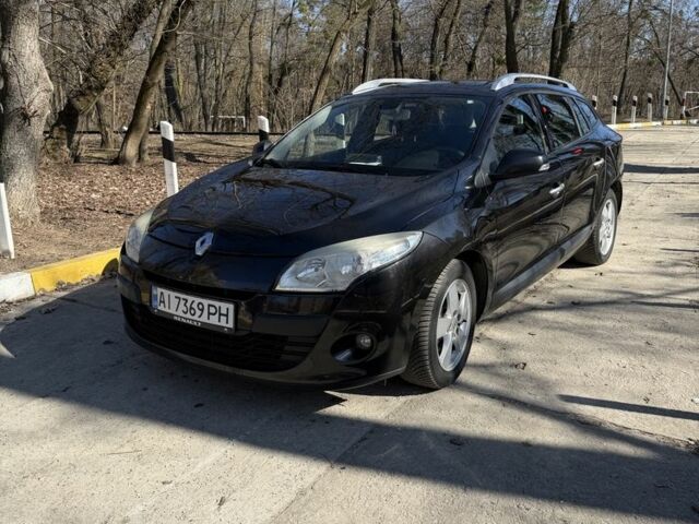 Черный Рено Меган, объемом двигателя 1.4 л и пробегом 192 тыс. км за 5750 $, фото 1 на Automoto.ua